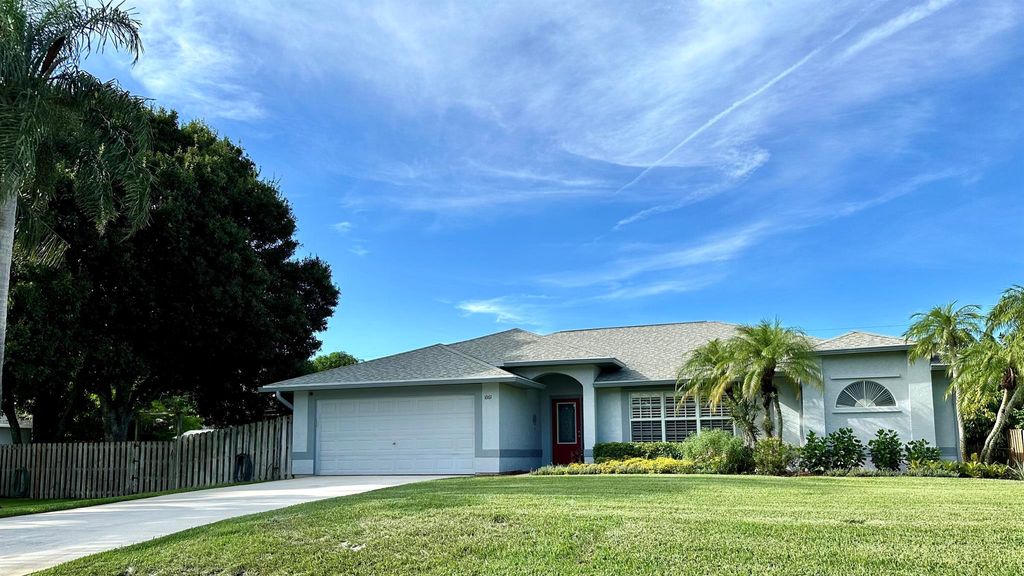 Photo of 1061 SE Seagrass Avenue, Port Saint Lucie, FL 34983 (MLS # R11009204)