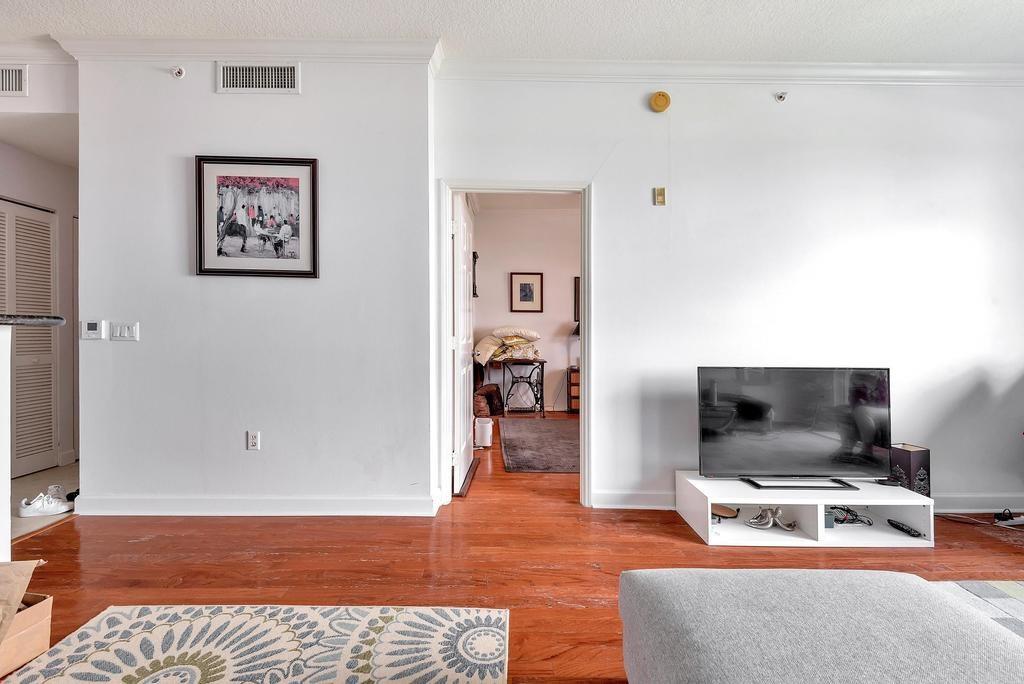 LAUDERDALE ONE CONDO - Residential