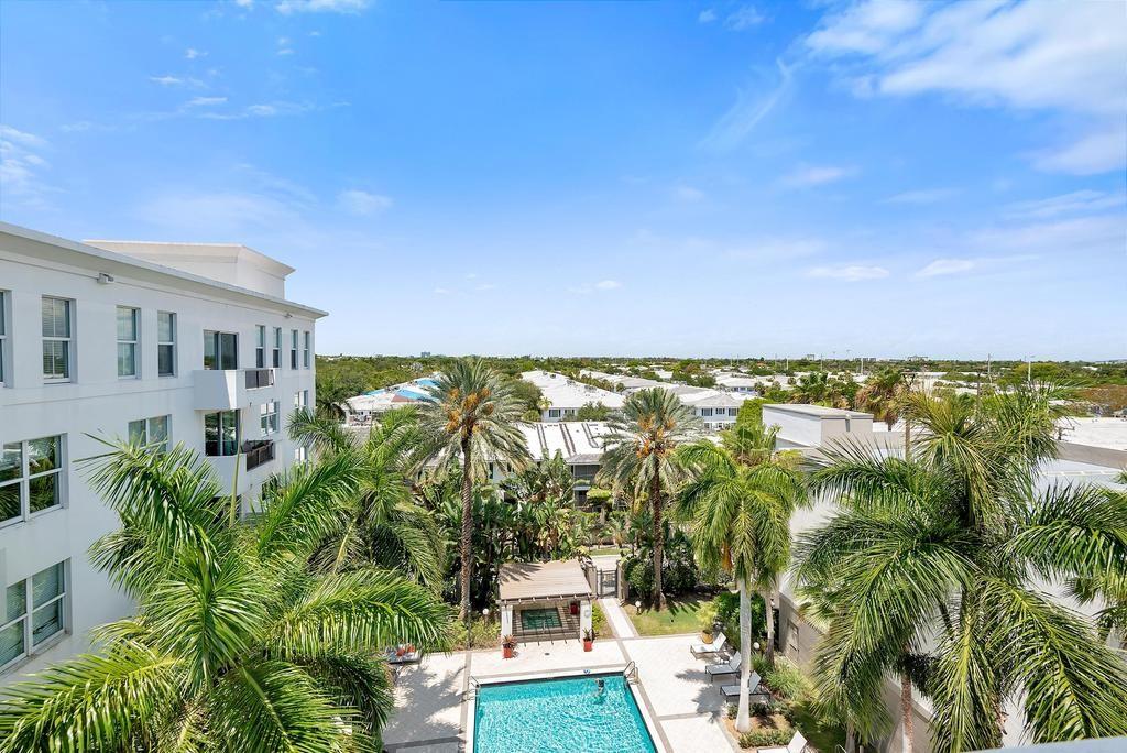 LAUDERDALE ONE CONDO - Residential