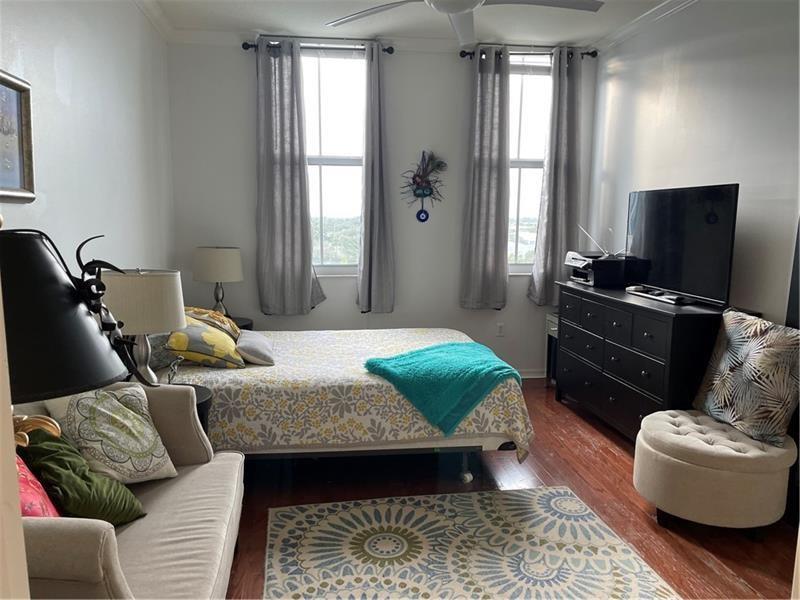 LAUDERDALE ONE CONDO - Residential