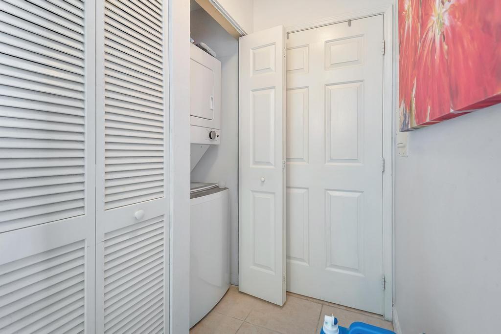 LAUDERDALE ONE CONDO - Residential