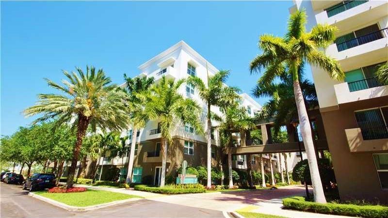LAUDERDALE ONE CONDO - Residential