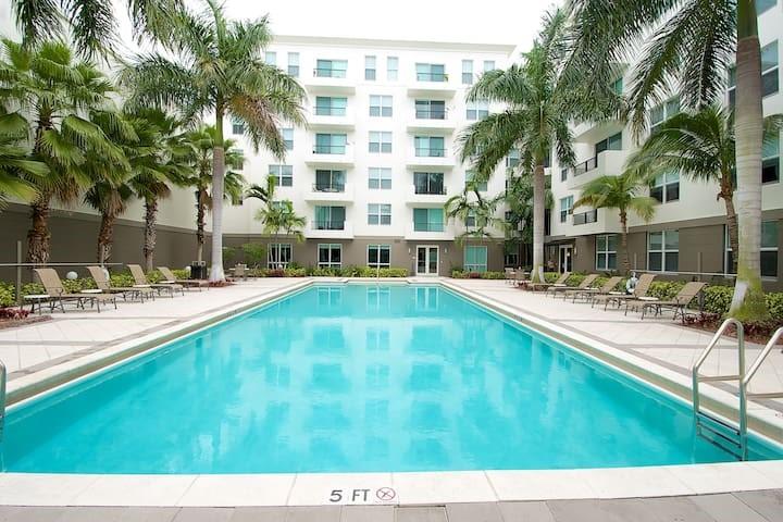 LAUDERDALE ONE CONDO - Residential