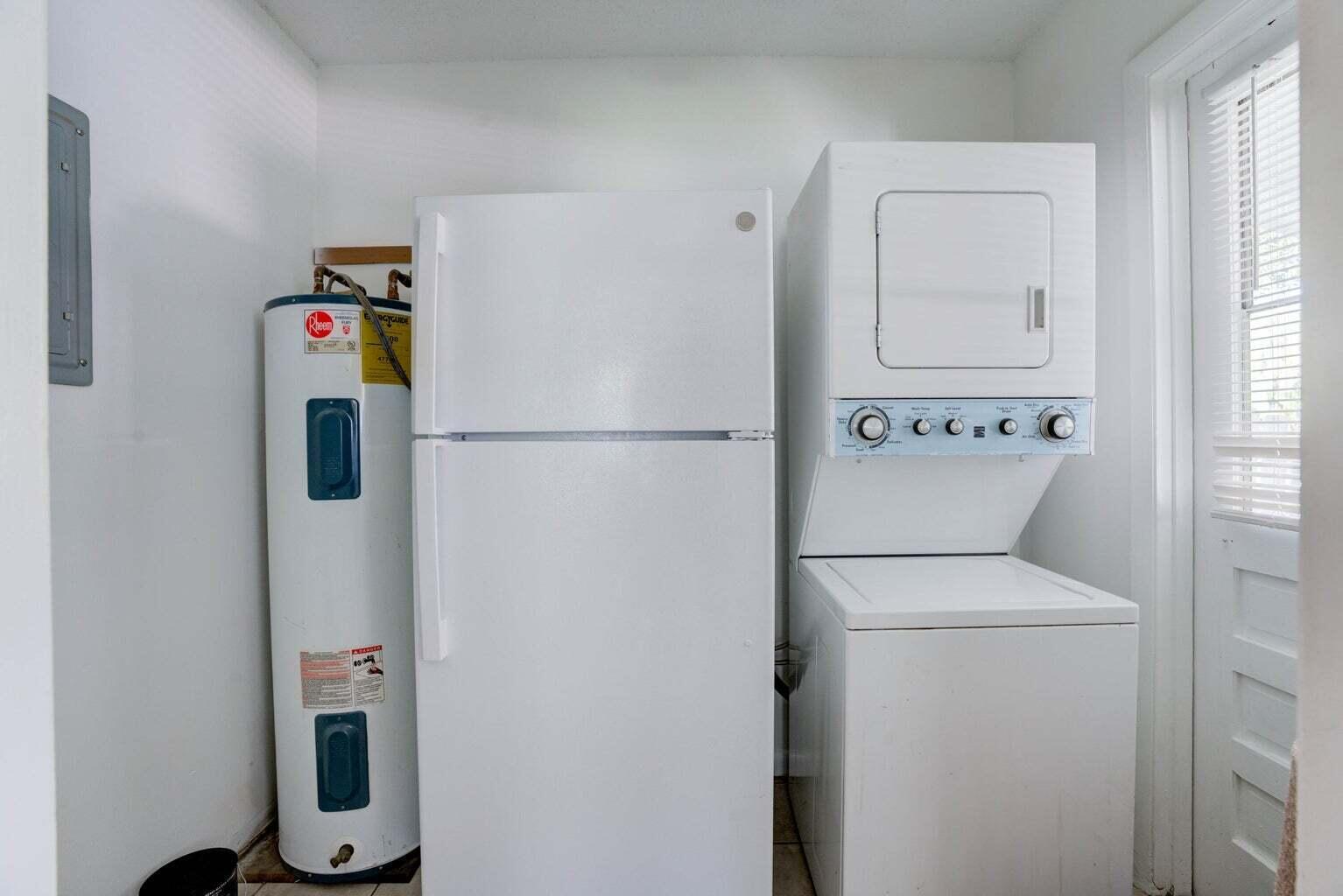 PINE GARDENS SUB LOT 19 B - Residential Lease