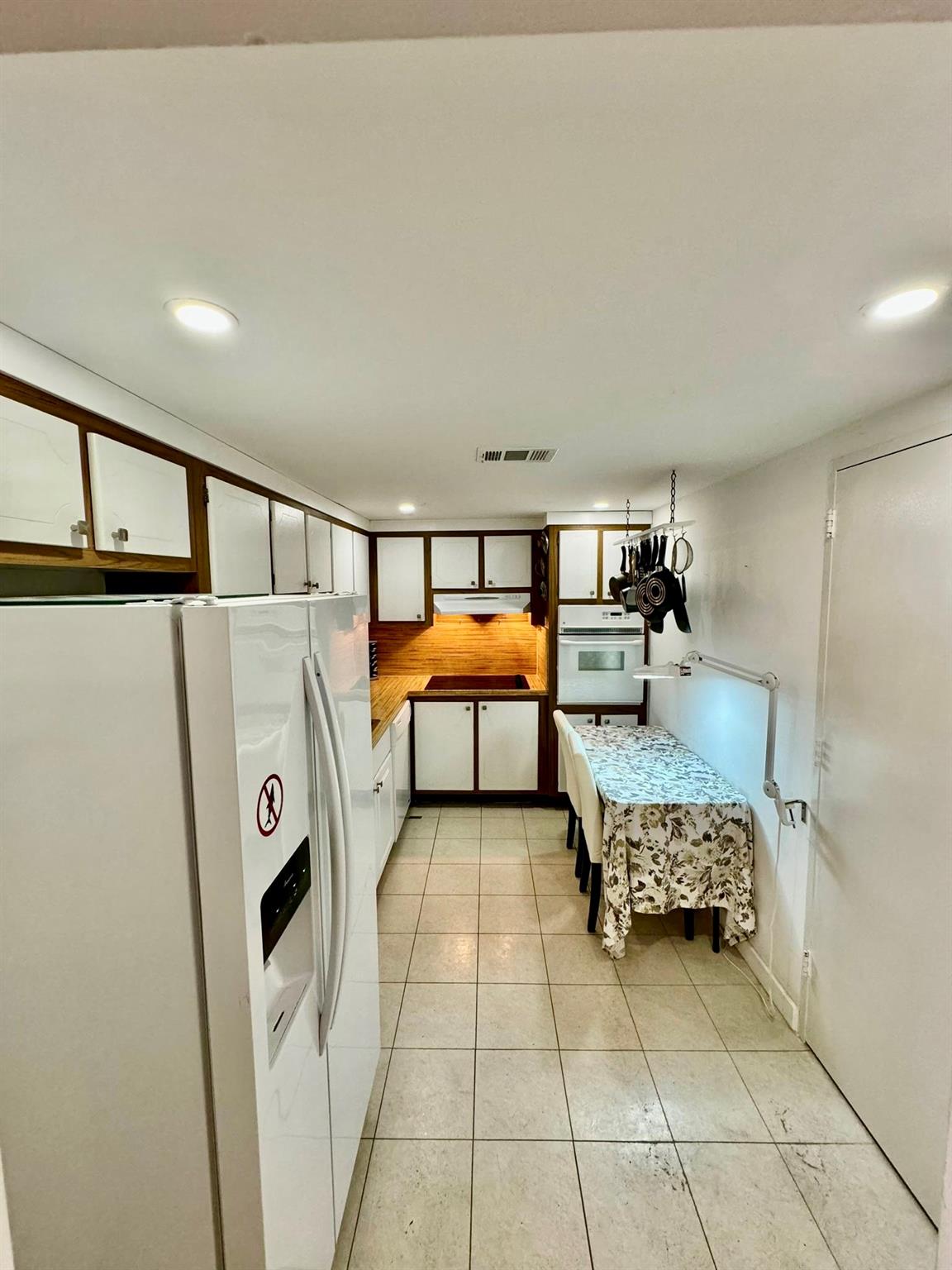 GALT TOWERS - Residential