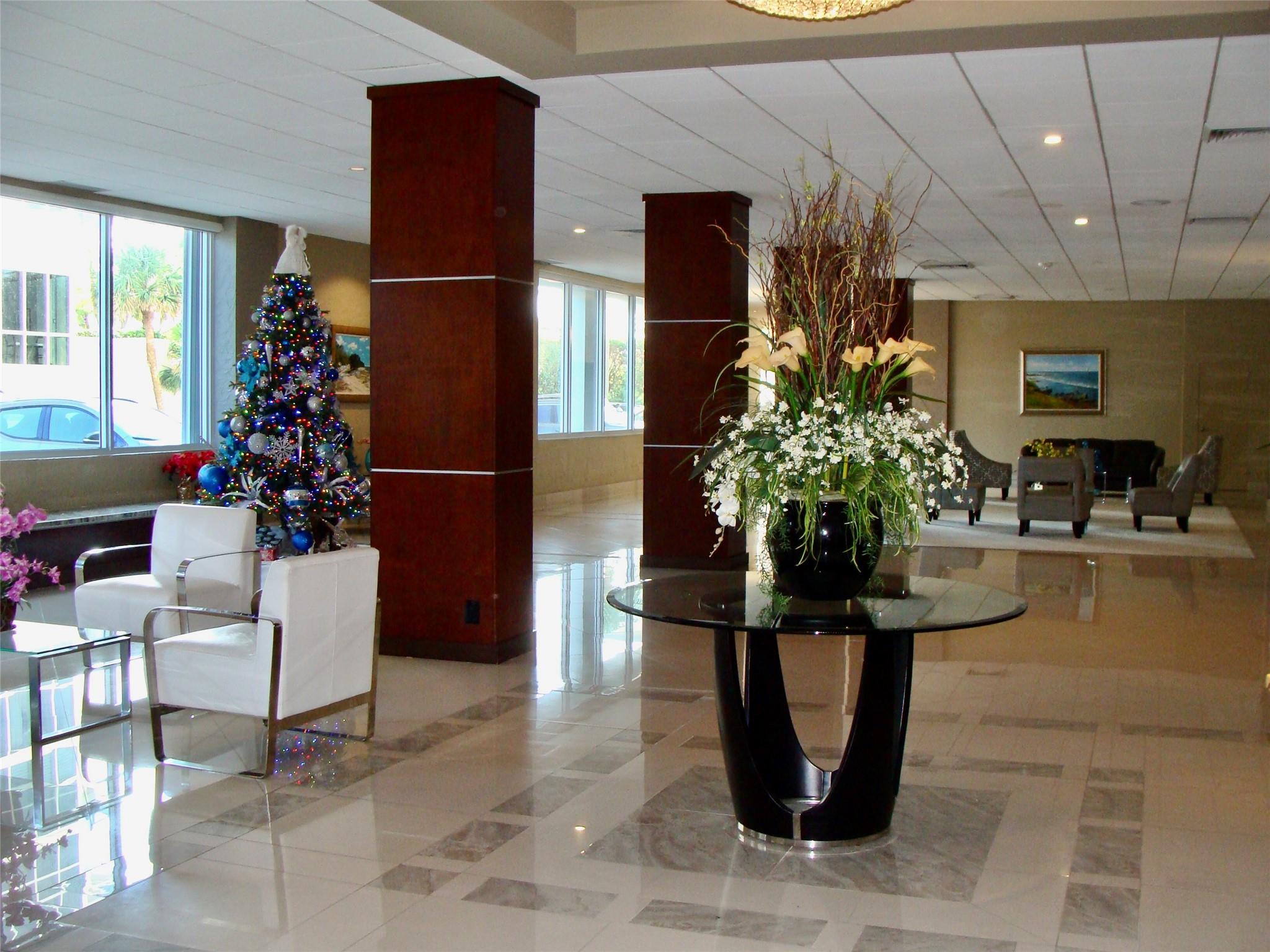 GALT TOWERS - Residential