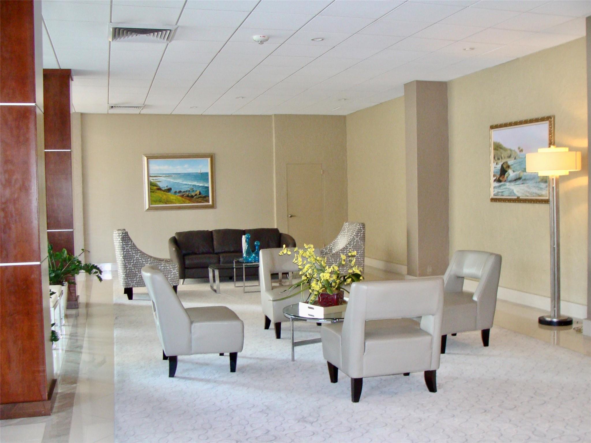 GALT TOWERS - Residential