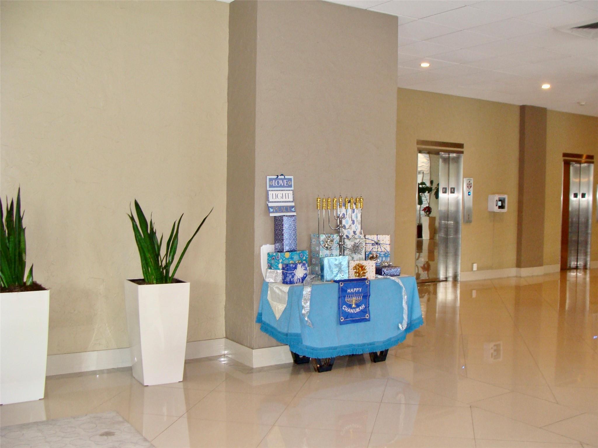 GALT TOWERS - Residential