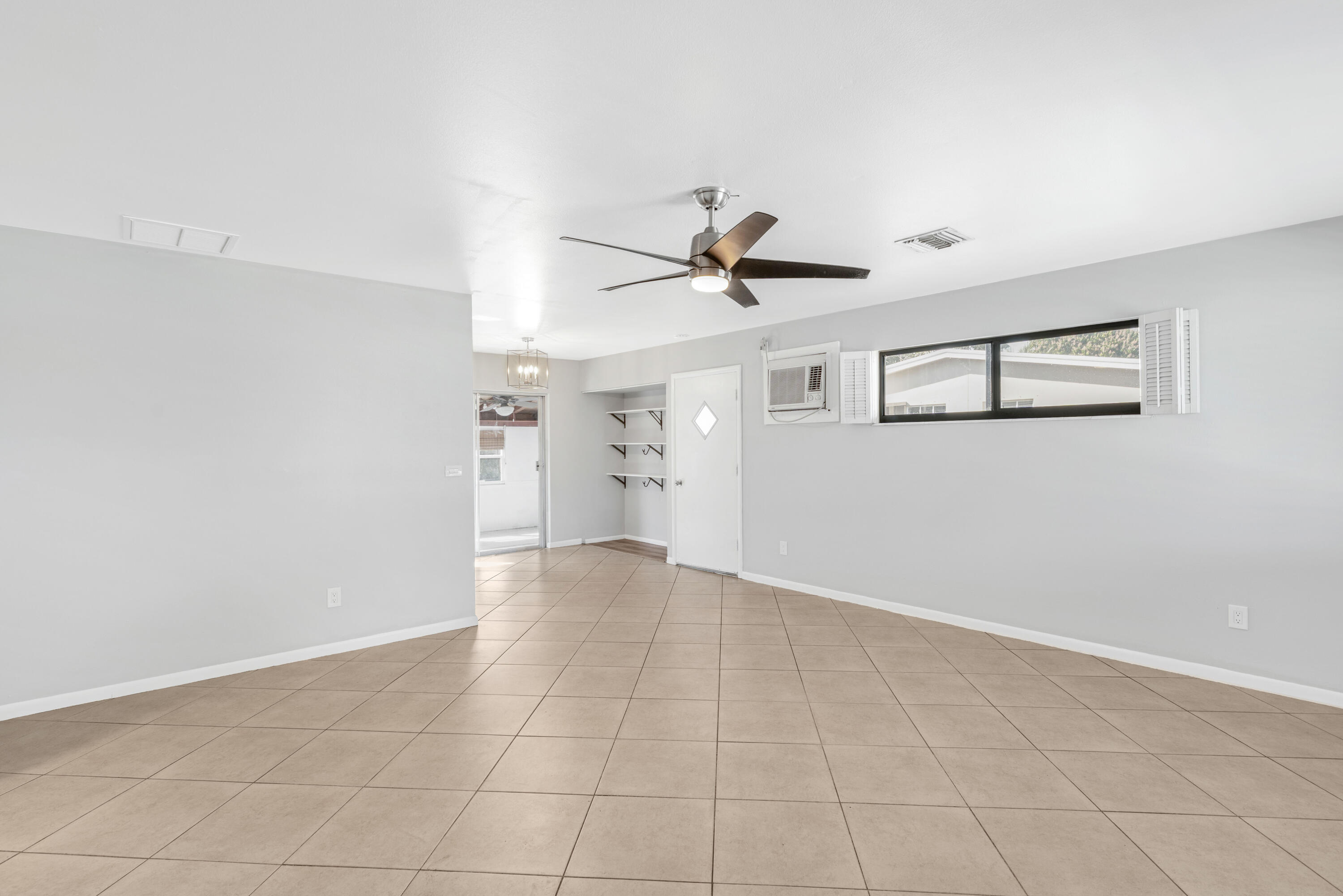 PALM SPRINGS VILLAGE 8 - Residential