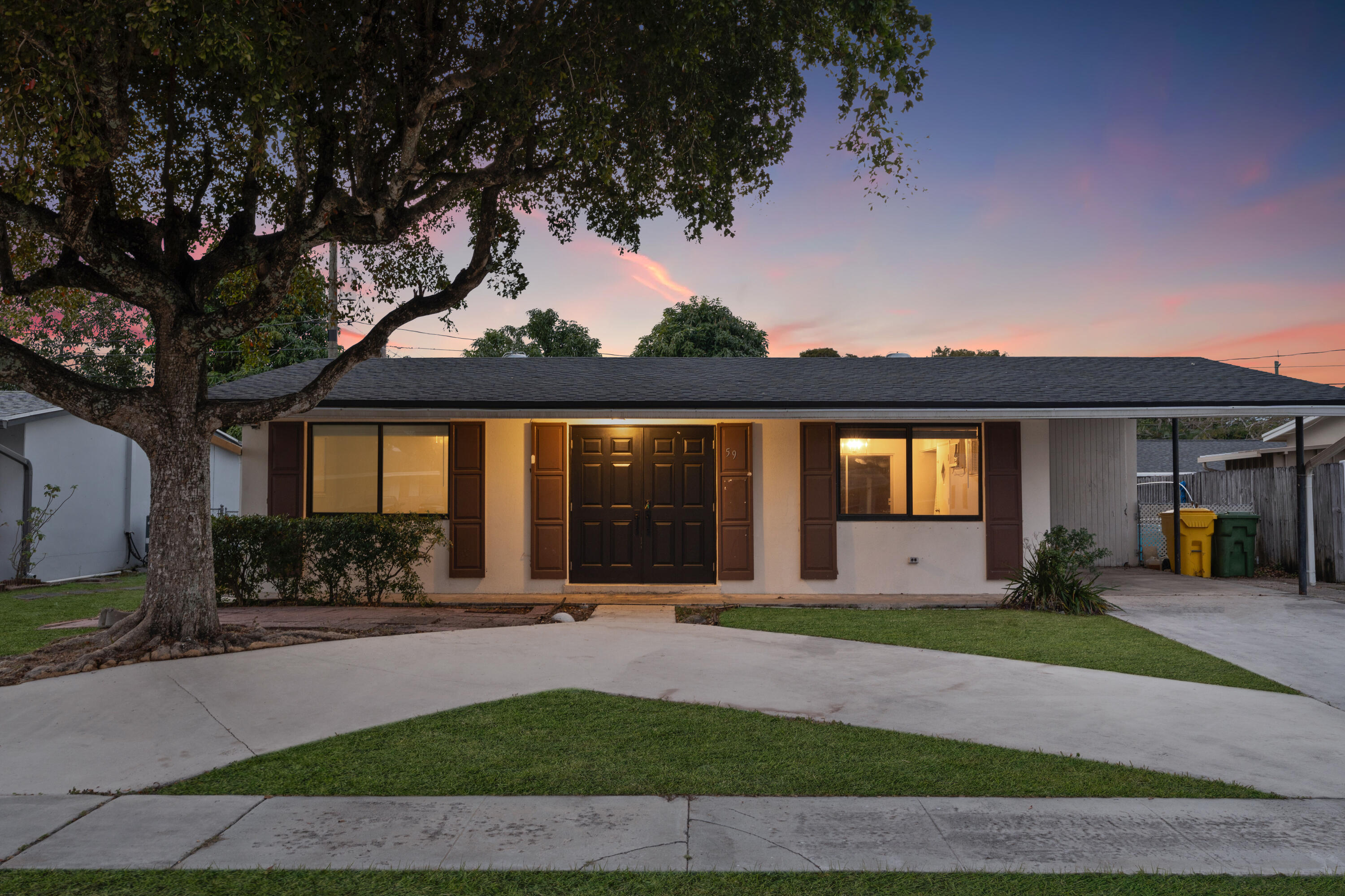 PALM SPRINGS VILLAGE 8 - Residential