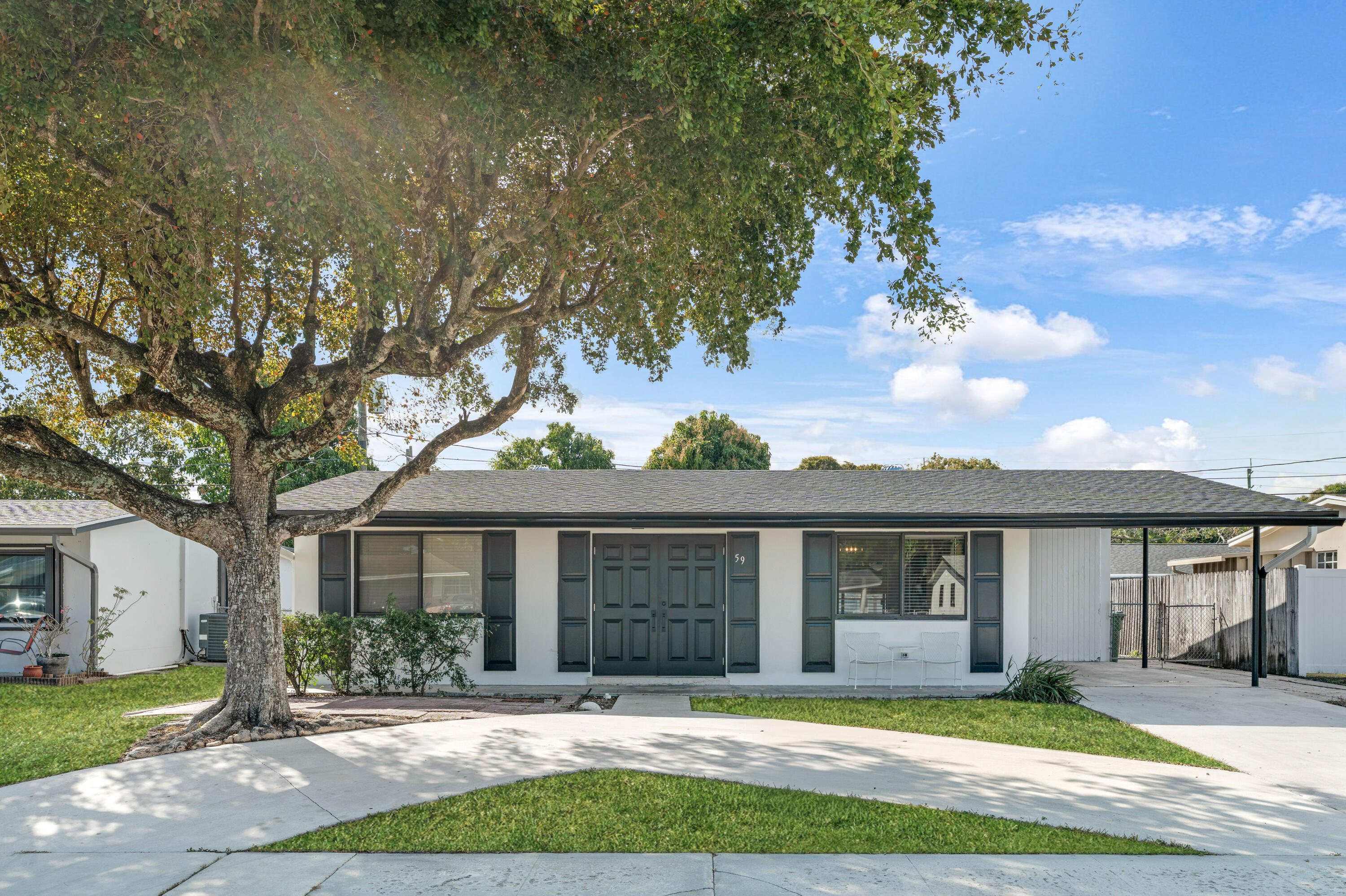 PALM SPRINGS VILLAGE 8 - Residential