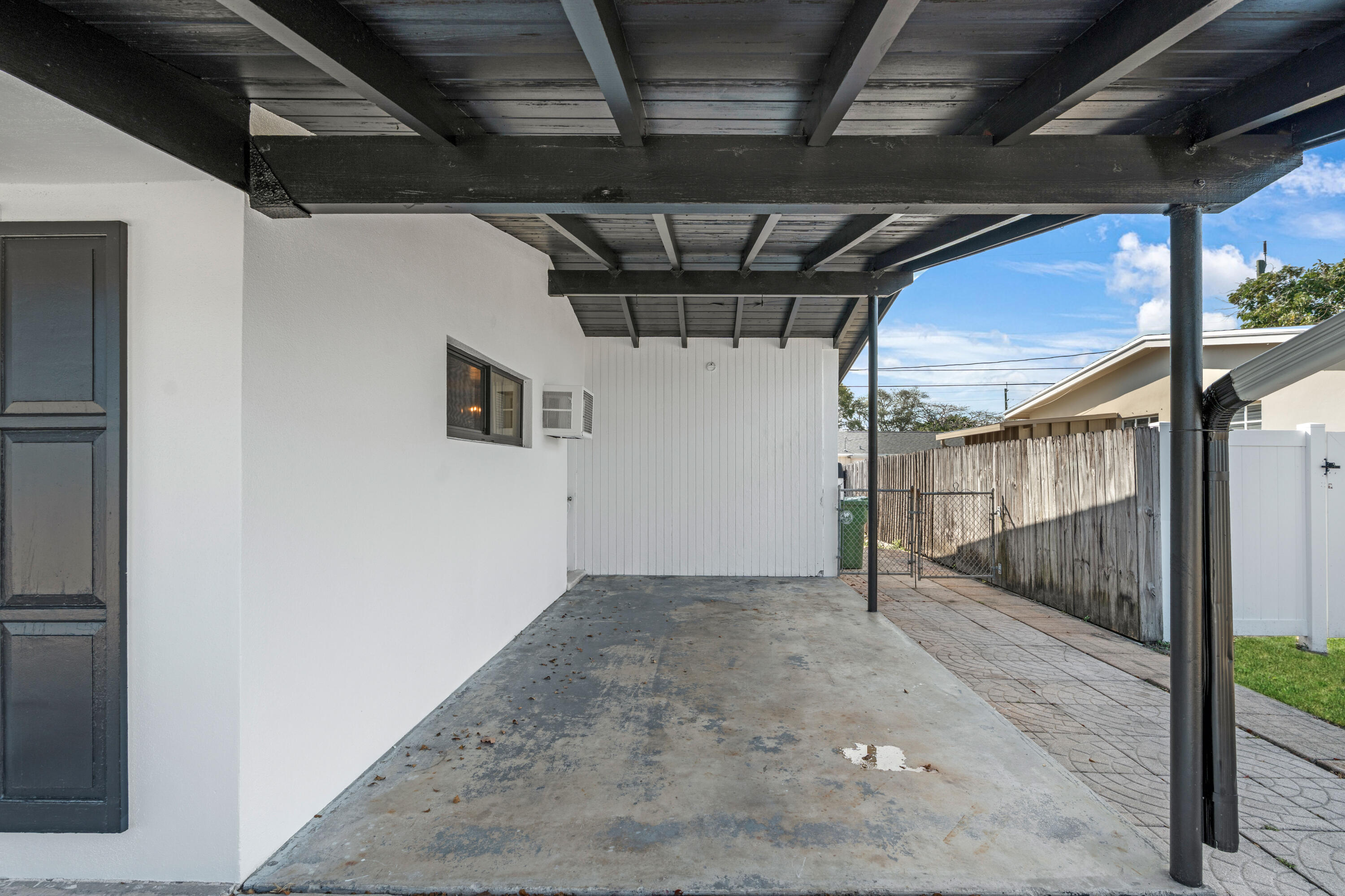 PALM SPRINGS VILLAGE 8 - Residential