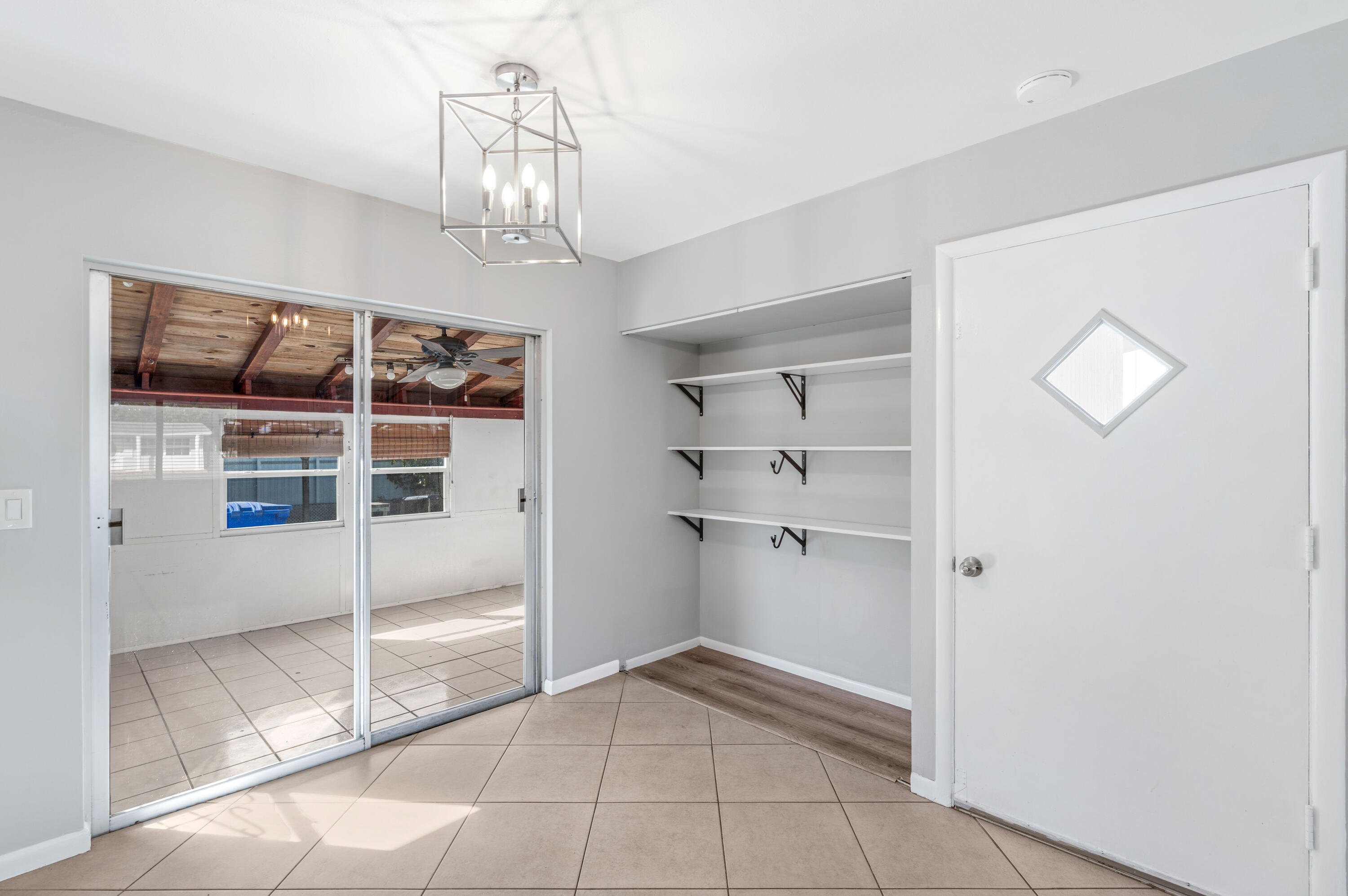 PALM SPRINGS VILLAGE 8 - Residential