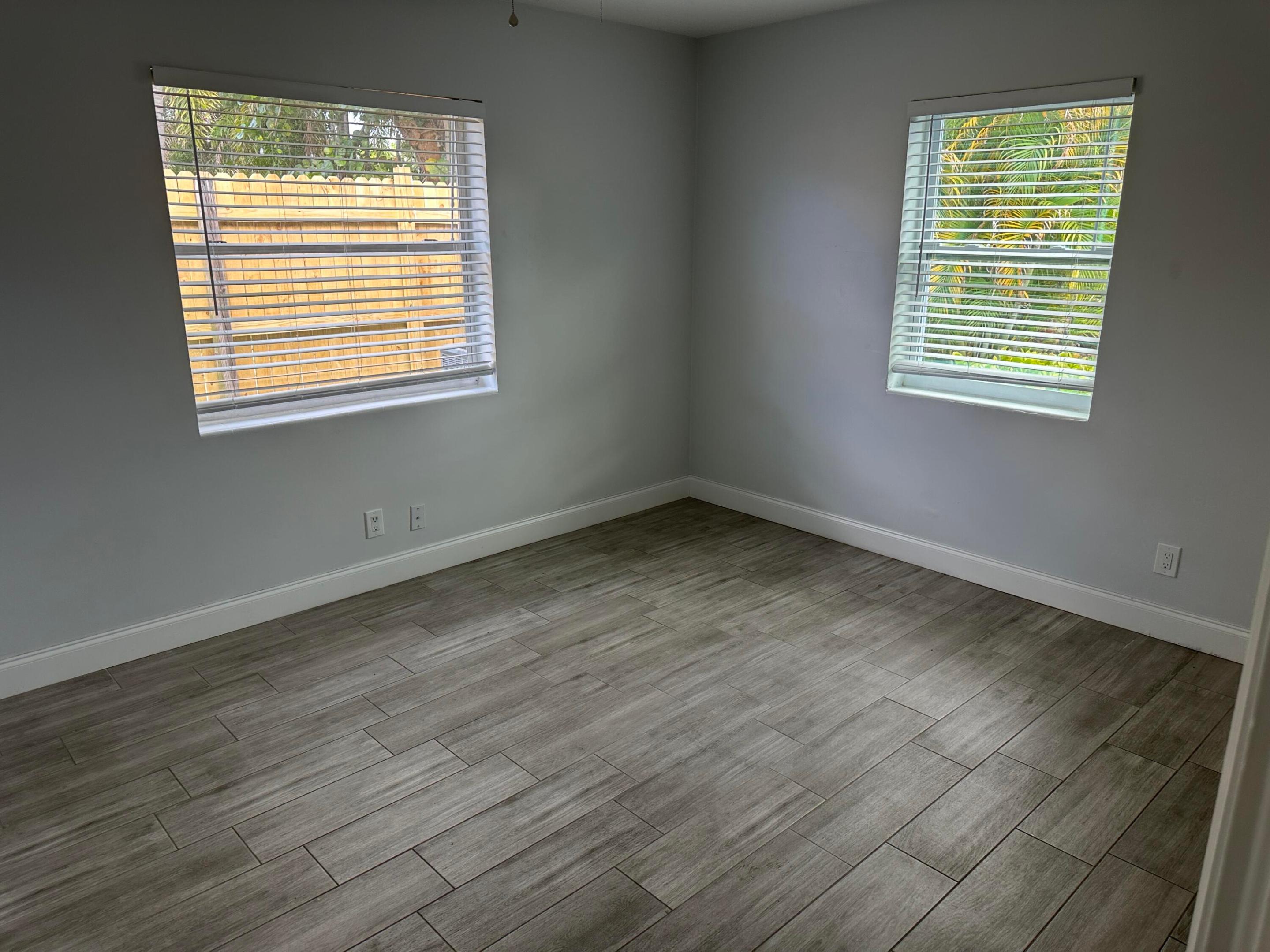 PALM BEACH SHORES - Residential Lease