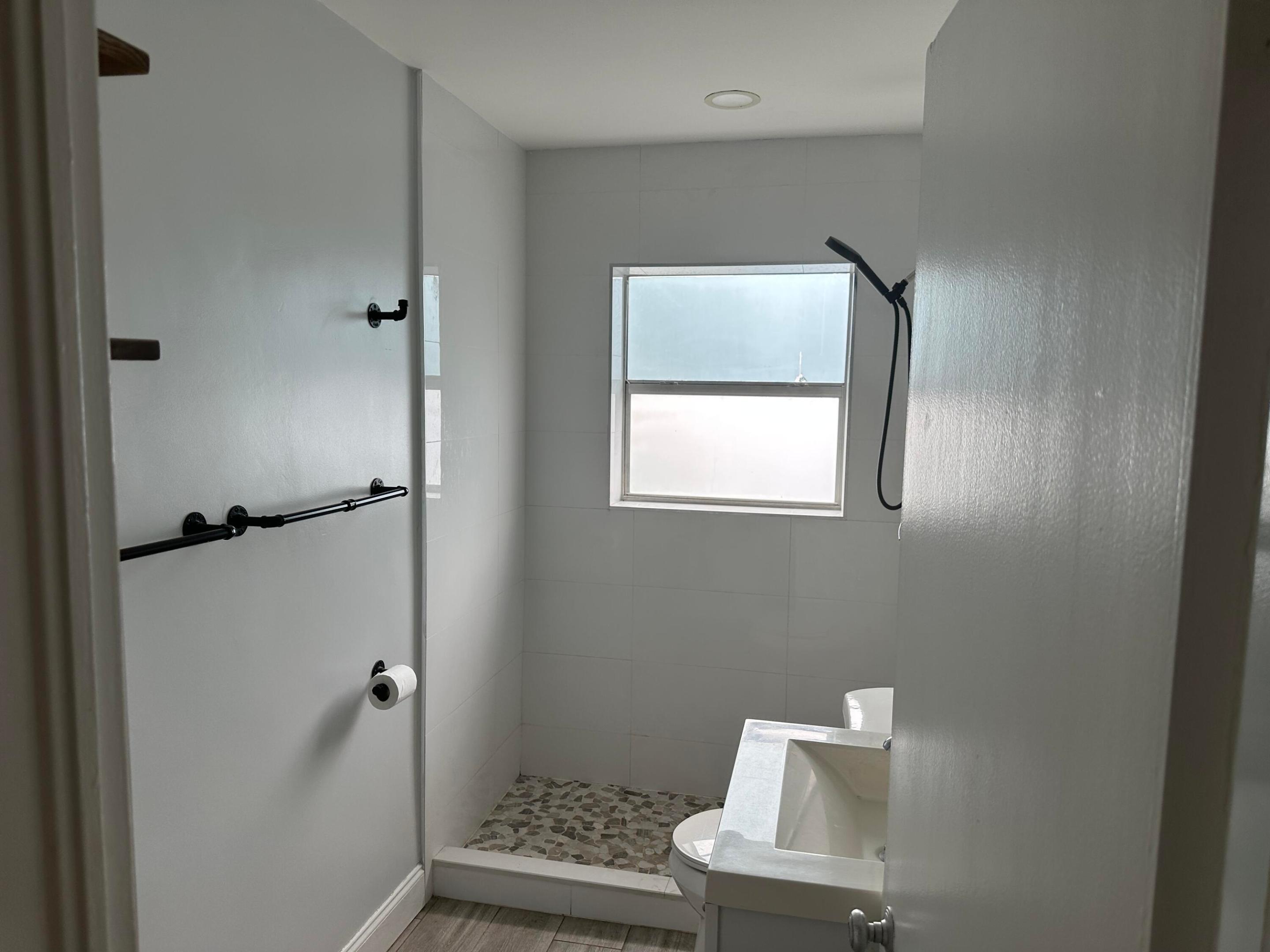 PALM BEACH SHORES - Residential Lease