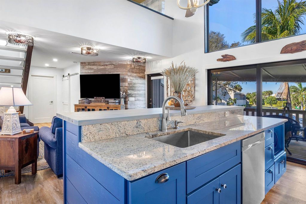 Photo of 1605 S Us Highway 1 #3-E, Jupiter, FL 33477 (MLS # R10961056)