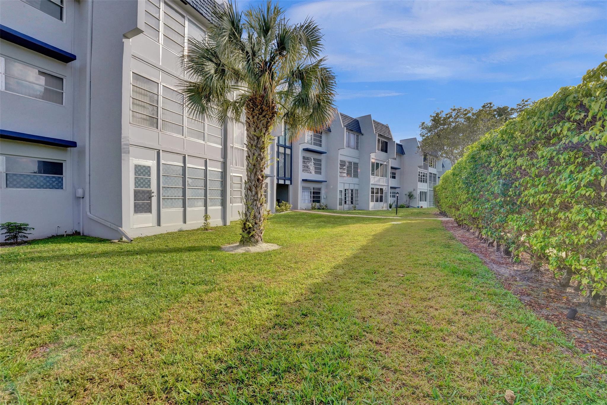 Welcome to this beautifully remodeled first floor, 1-bedroom, 1.5-bathroom home located in the highly desirable Oriole Golf & Tennis community in Margate. The kitchen boasts shaker doors, tiled backsplash, and stainless-steel appliances, perfect for cooking and entertaining. This residence features a combination of tile and stunning laminate wood flooring throughout. When you purchase this unit, you’ll gain access to the fantastic amenities offered within the community, including an exercise room, pool, billiard room, library, and shuffleboard. The public golf course is also available for access with a variety of membership options, though a mandatory membership is not required. Please note that the Association mandates a minimum credit score of 700 and an annual income of at least $40K.