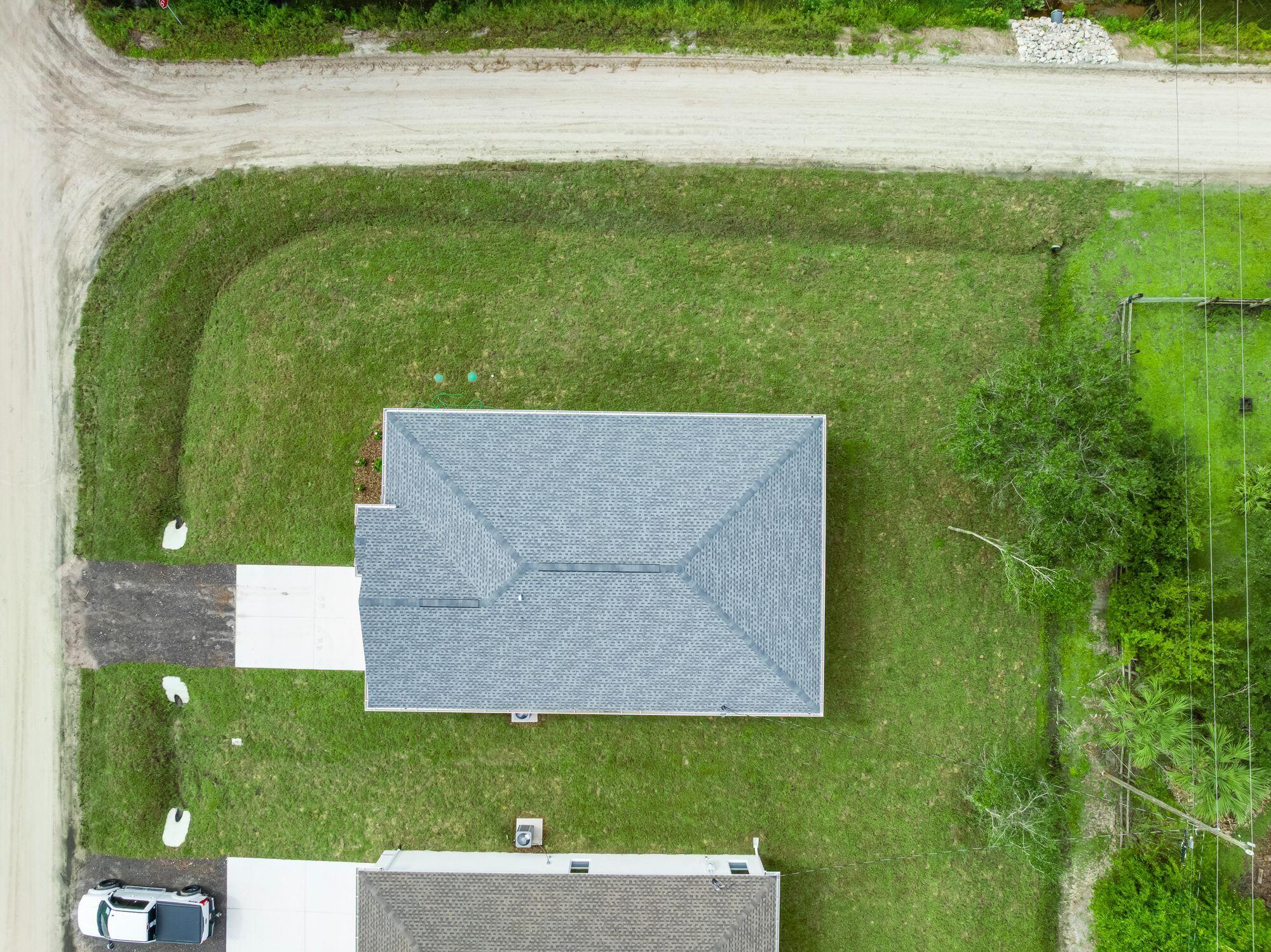 8115 104TH Avenue, Vero Beach, FL, 32967/$372,000 1 8115 104TH Avenue