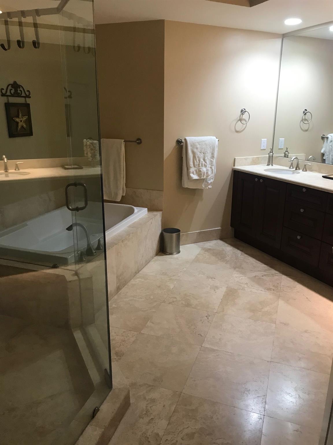 Ritz Carlton Residences - Residential