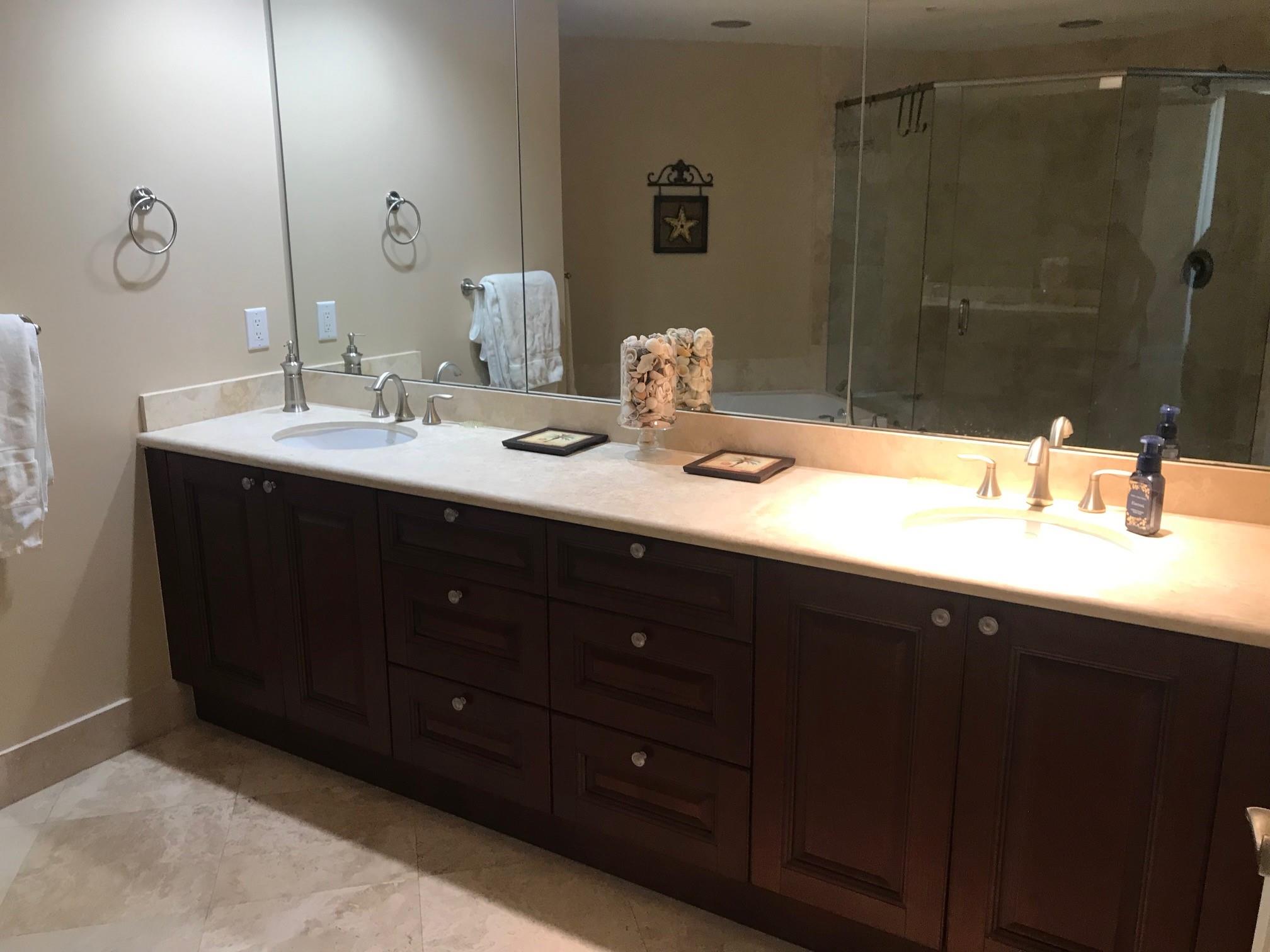 Ritz Carlton Residences - Residential