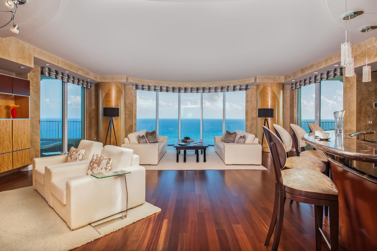 TOSCANA SOUTH TOWERS - Residential