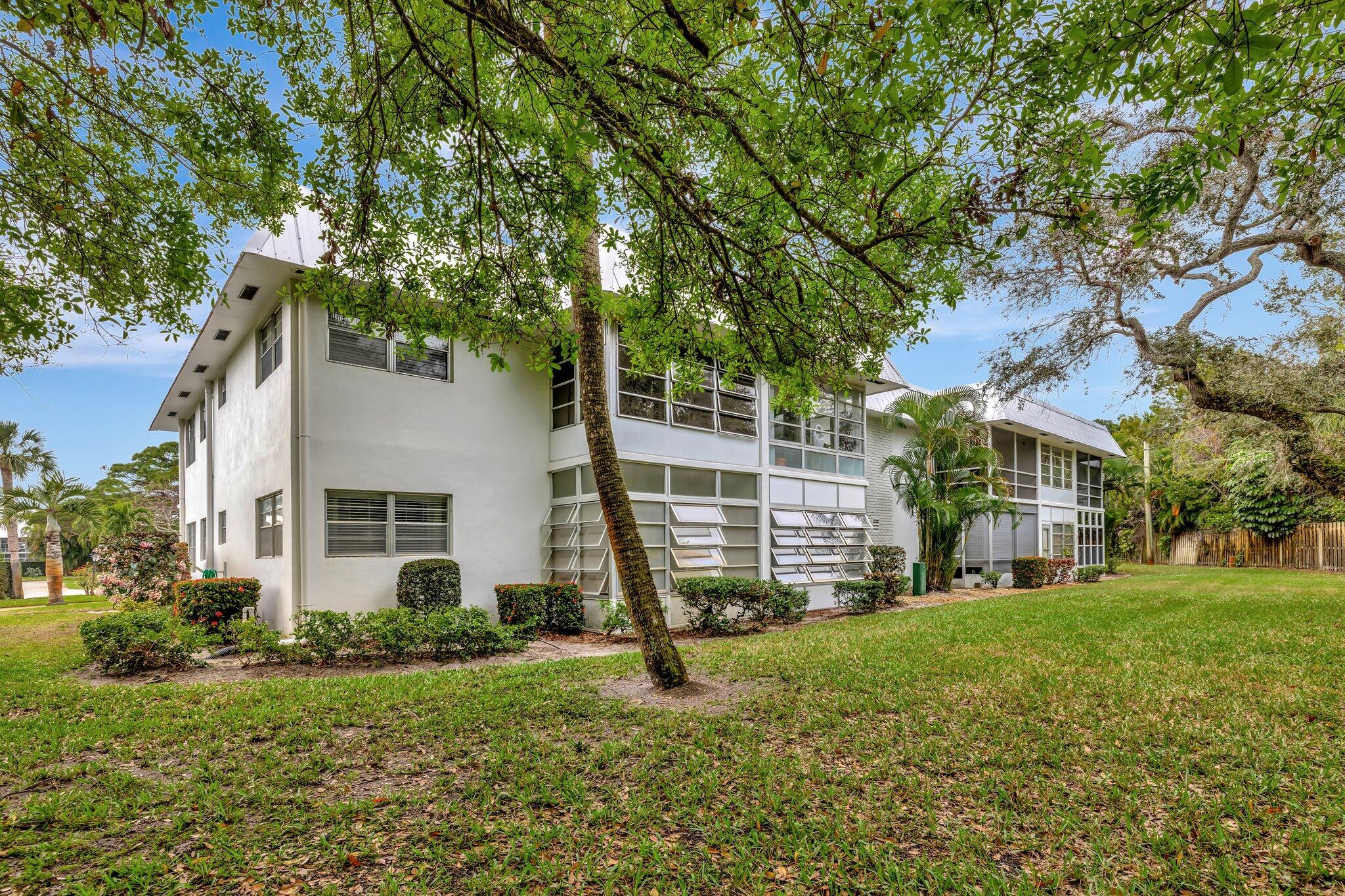Cedar Pointe Condo Villag - Residential