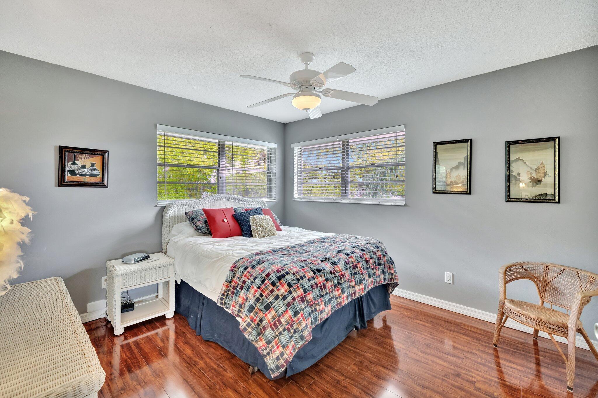 Cedar Pointe Condo Villag - Residential