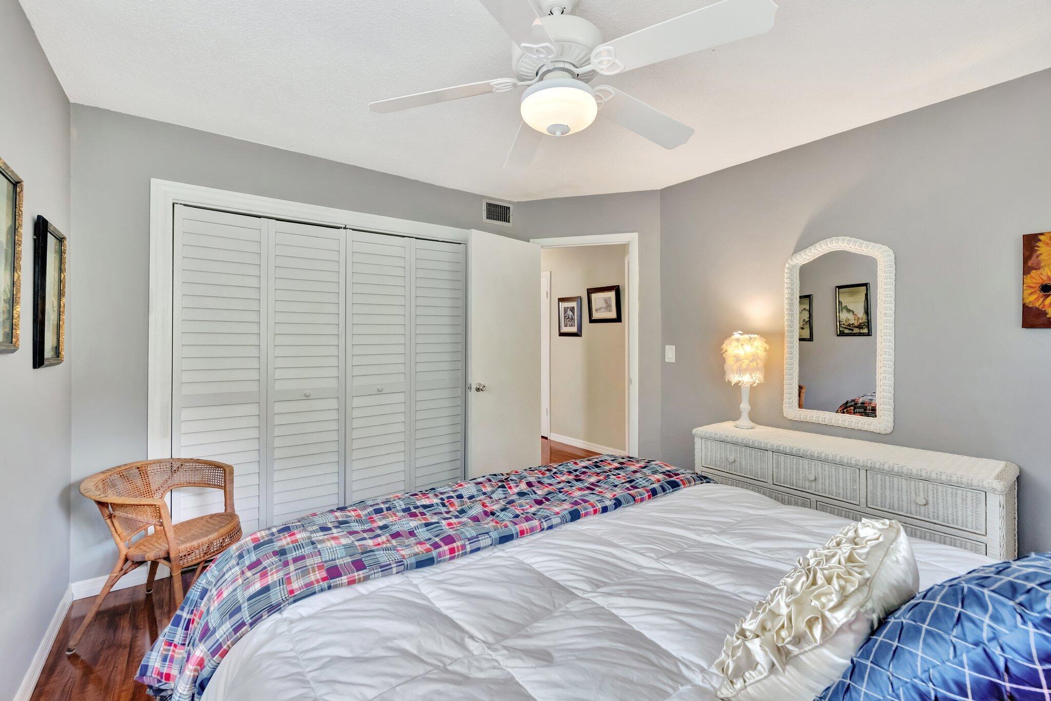 Cedar Pointe Condo Villag - Residential
