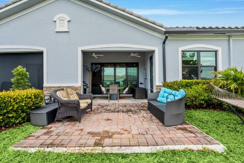 Tiny photo for 7642 N Blue Spring Drive, Parkland, FL 33067 (MLS # B26036352)