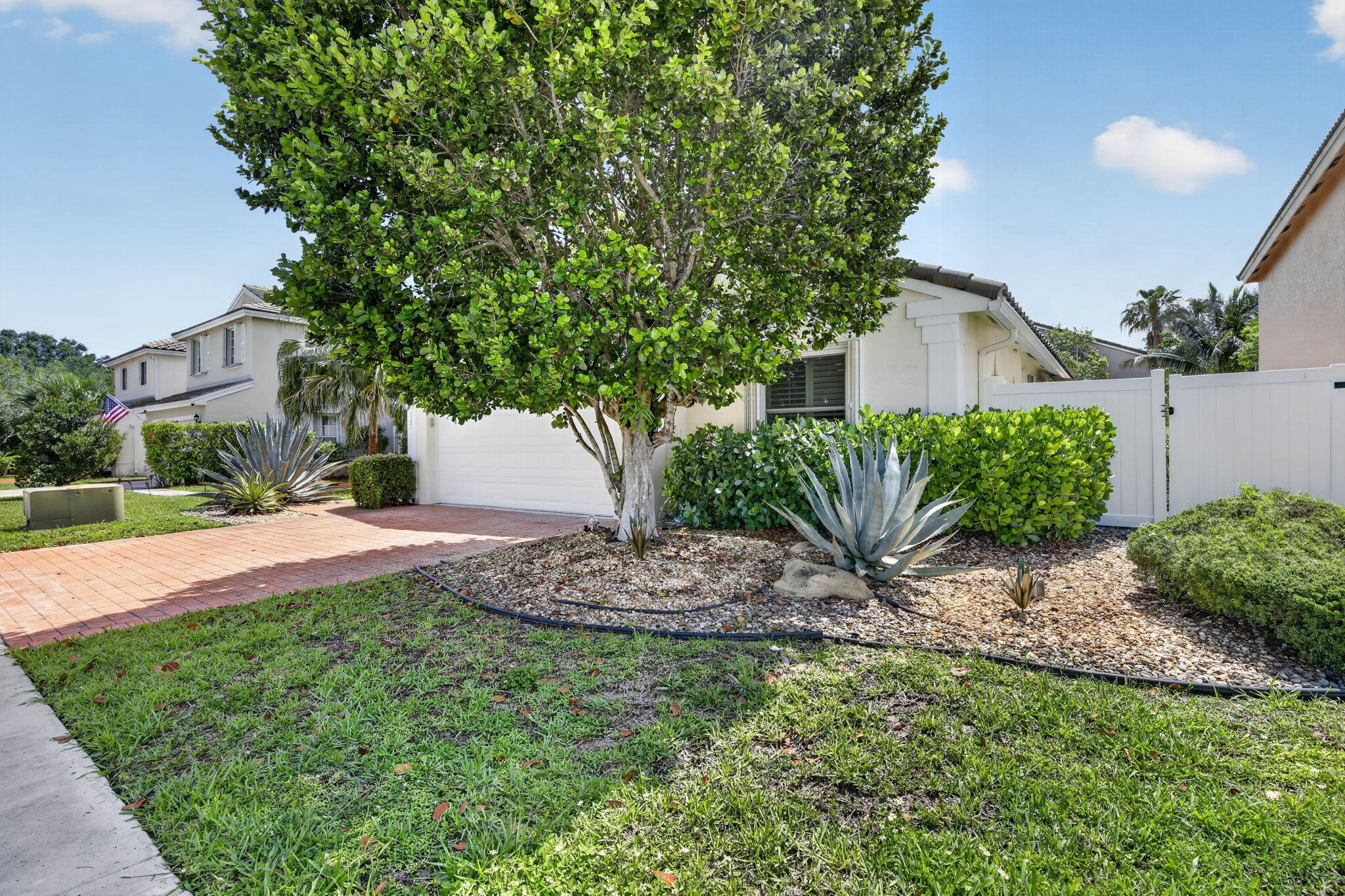 7642 N Blue Spring Drive