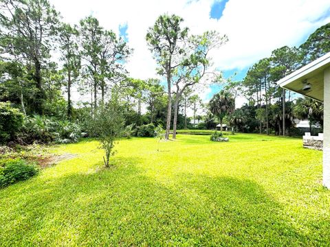 A home in Loxahatchee