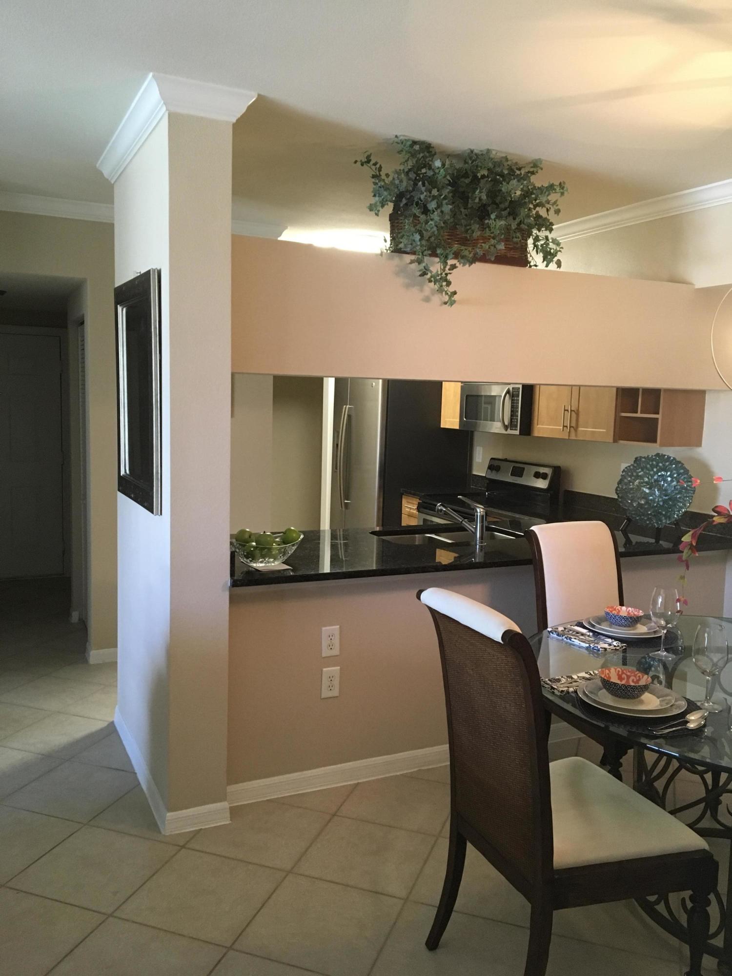 VILLAS AT EMERALD DUNES CONDO - Residential