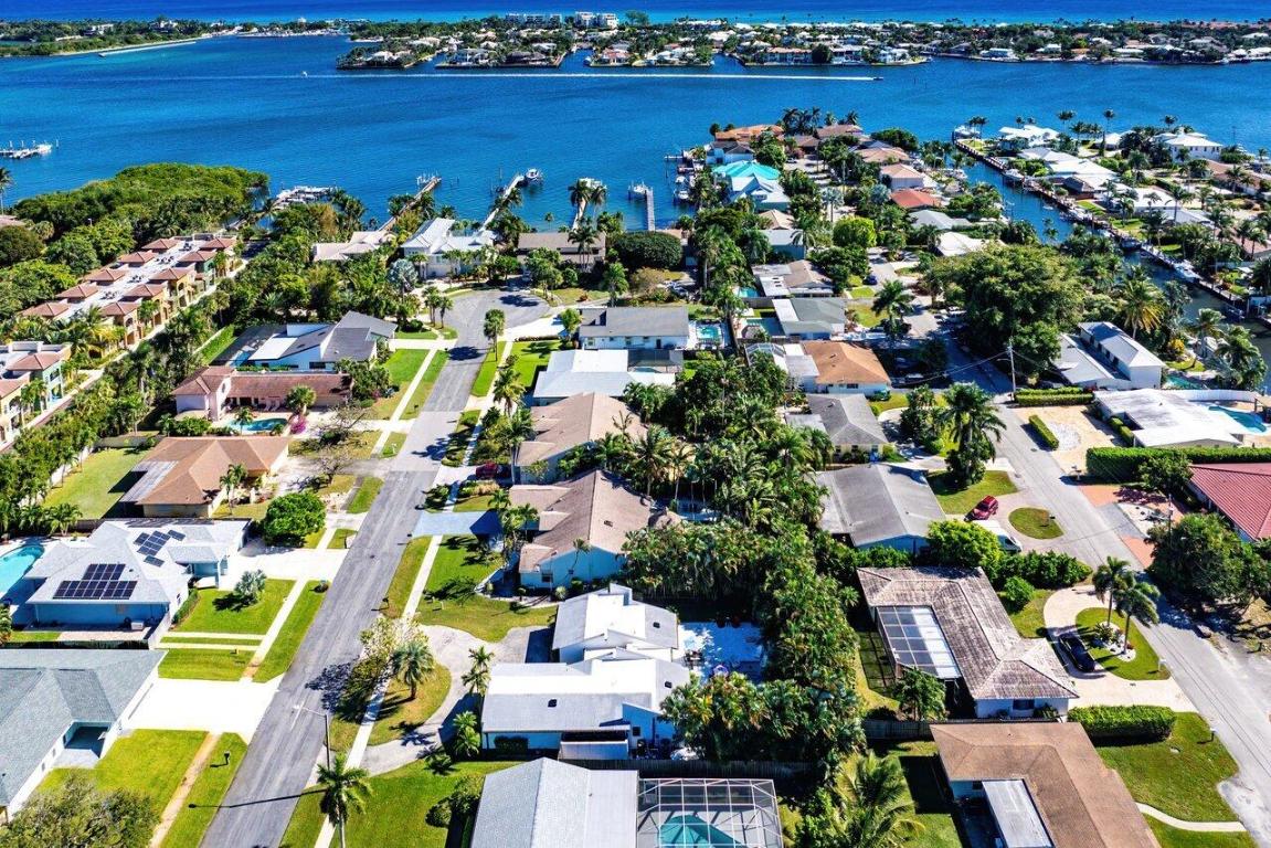 YACHTMANS COVE - Residential Lease