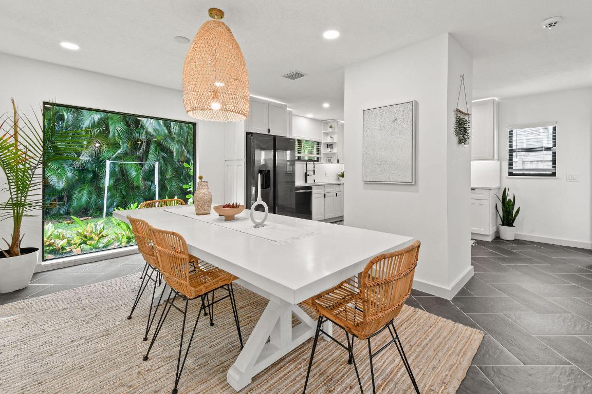 YACHTMANS COVE - Residential Lease