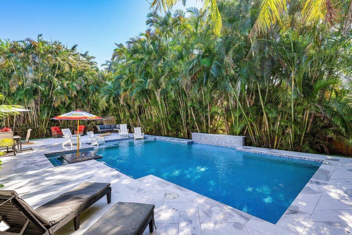 YACHTMANS COVE - Residential Lease