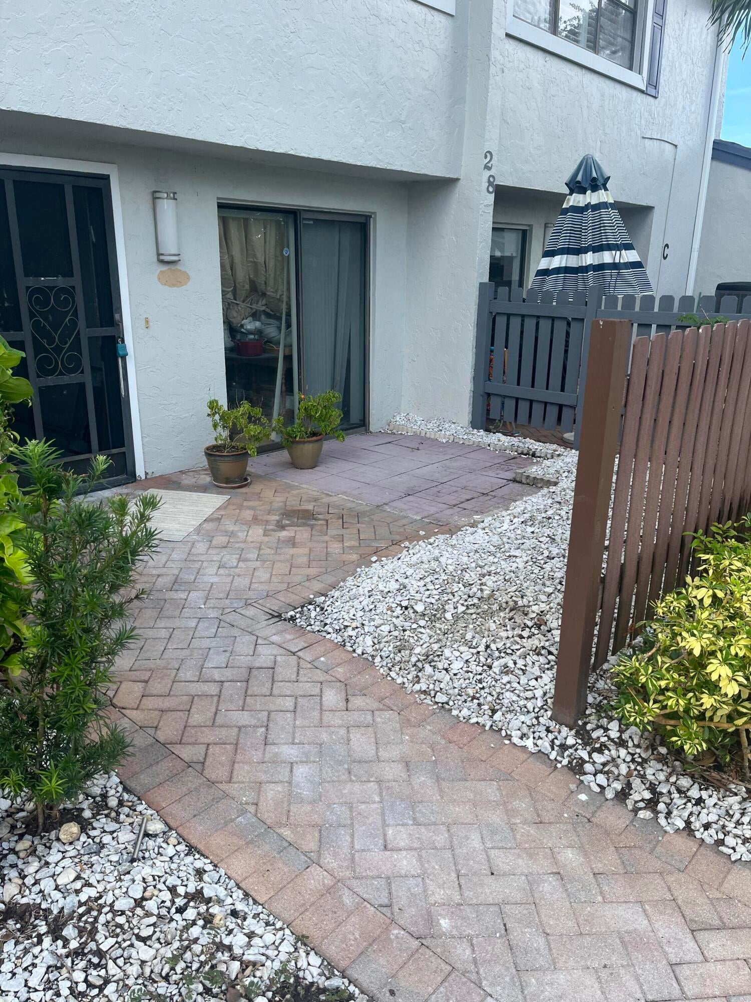 28 SOUTHPORT Lane B