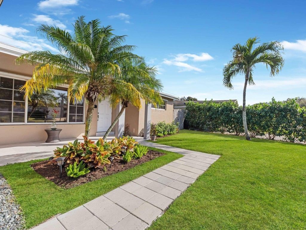 Photo of 3331 N 66th Avenue, Hollywood, FL 33024 (MLS # F10549033)