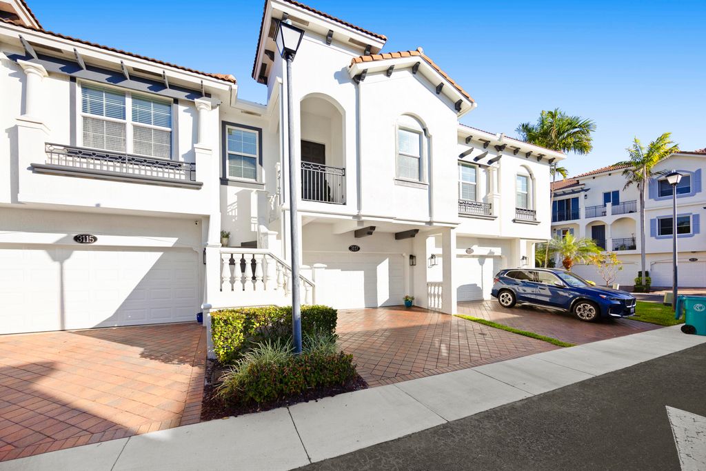 Photo of 3117 Waterside Circle, Boynton Beach, FL 33435 (MLS # R11166044)