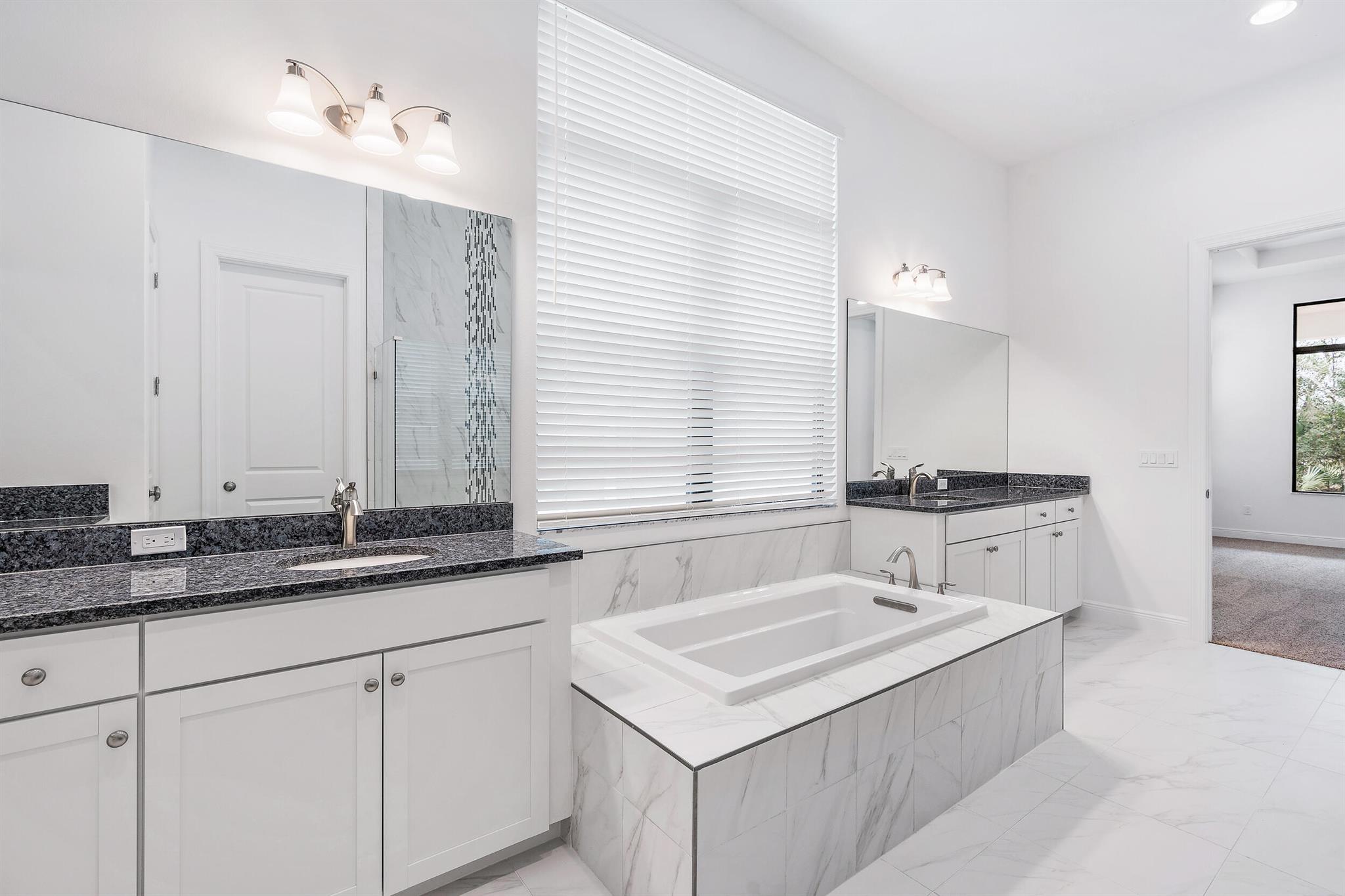 ALTON NEIGHBORHOOD - Residential Lease