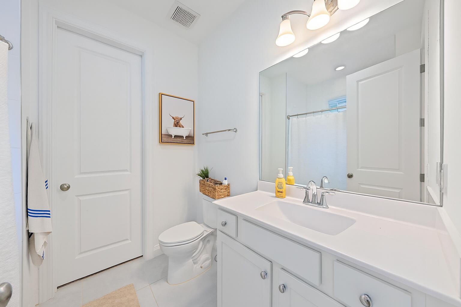 ALTON NEIGHBORHOOD - Residential Lease