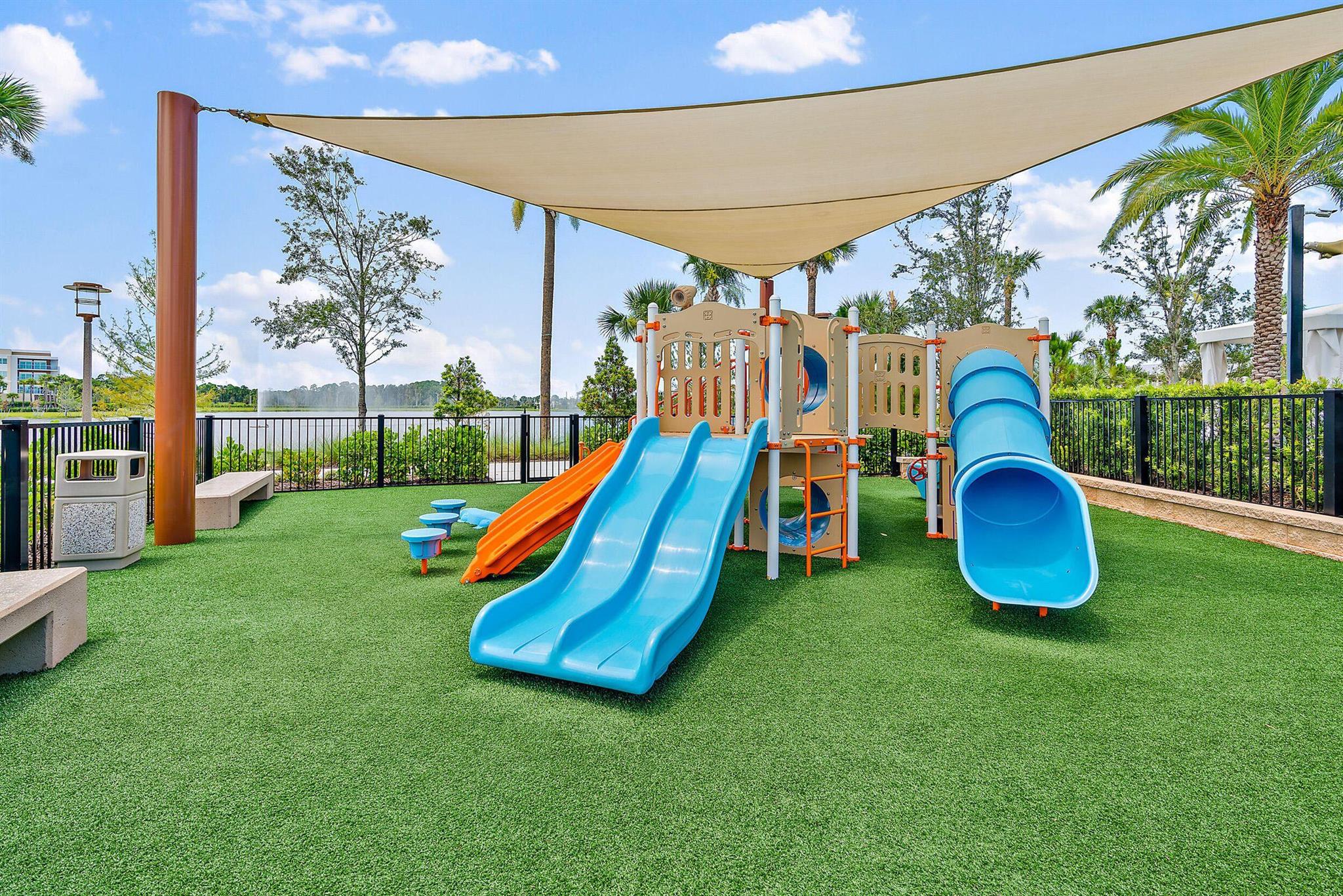 ALTON NEIGHBORHOOD - Residential Lease