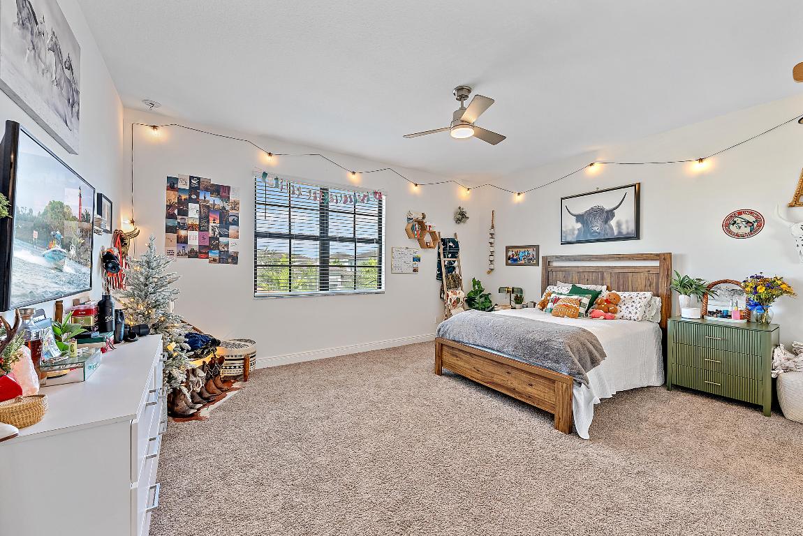 ALTON NEIGHBORHOOD - Residential Lease