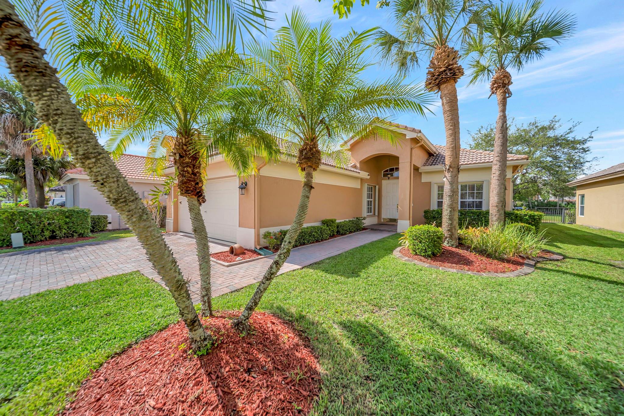 11214 NW 65th Ct