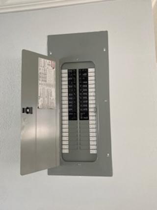 Cresthaven 5 40-4 B - Residential