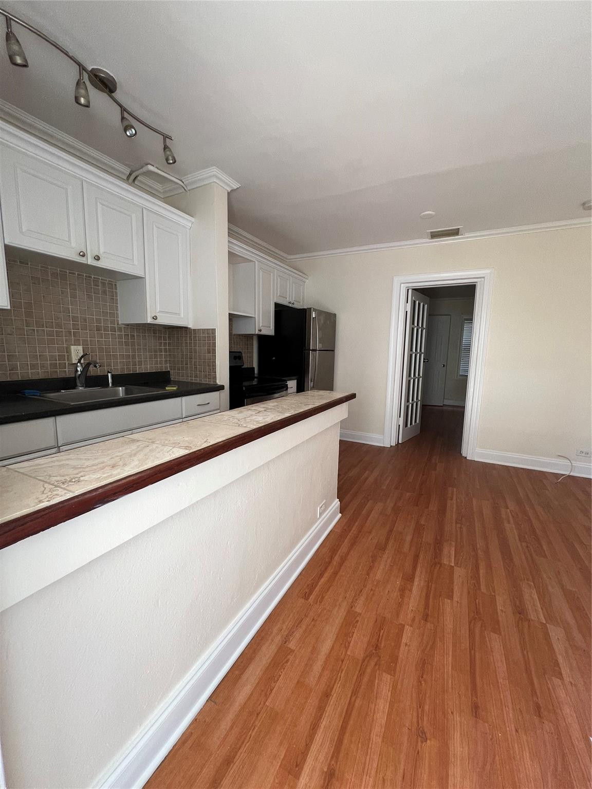 The Hemingway At Middle R - Residential Lease