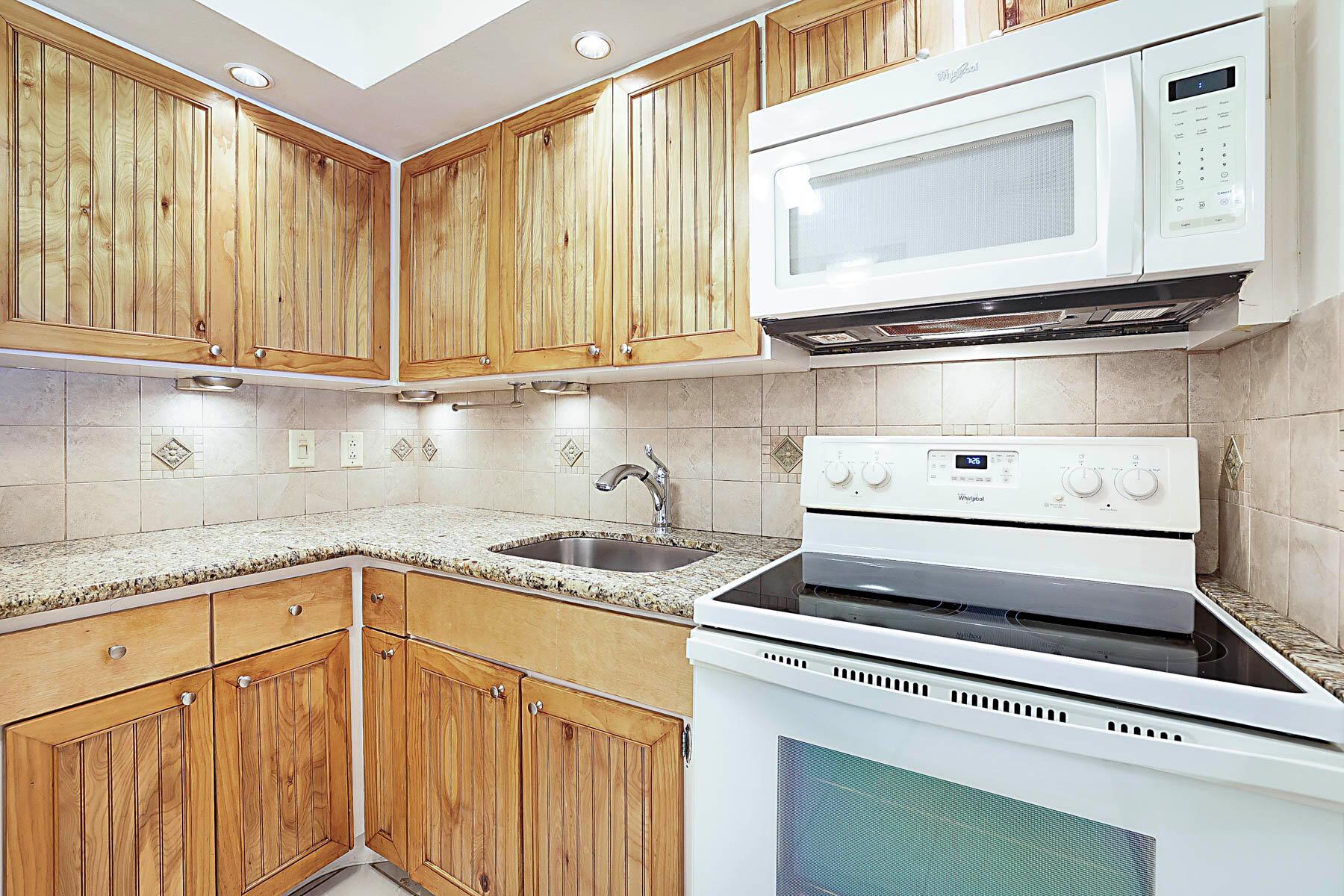 HILLSBORO INLET APT CONDO - Residential