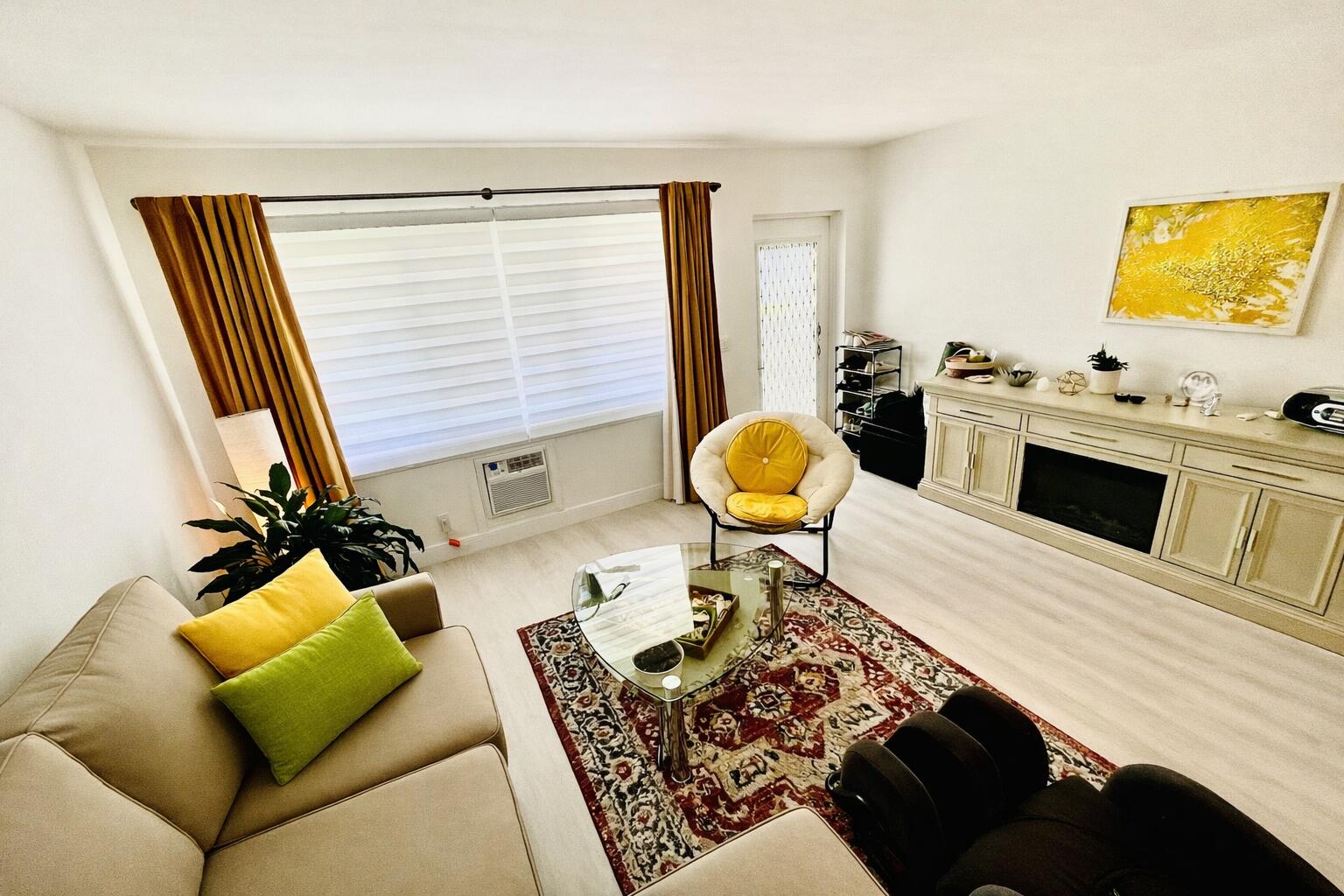 HARWOOD H CONDO - Residential