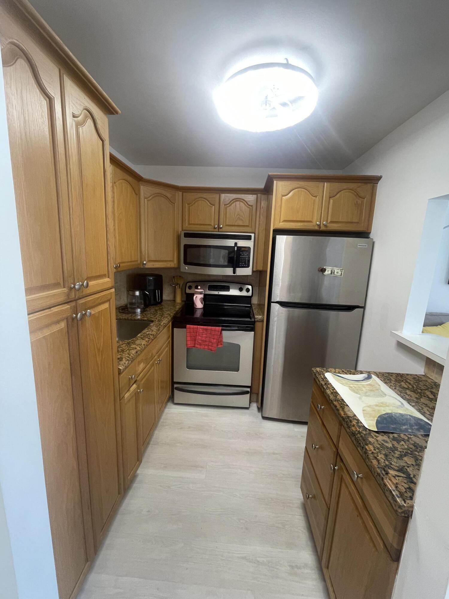 HARWOOD H CONDO - Residential