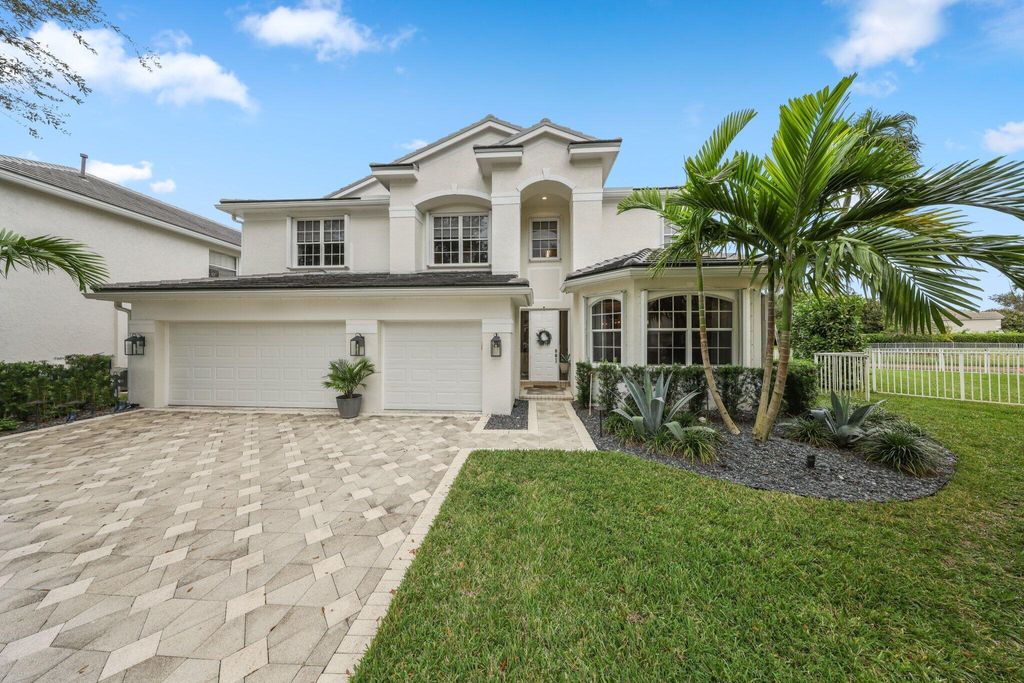 Photo of 423 Meadowlark Drive, Jupiter, FL 33458 (MLS # R11038969)