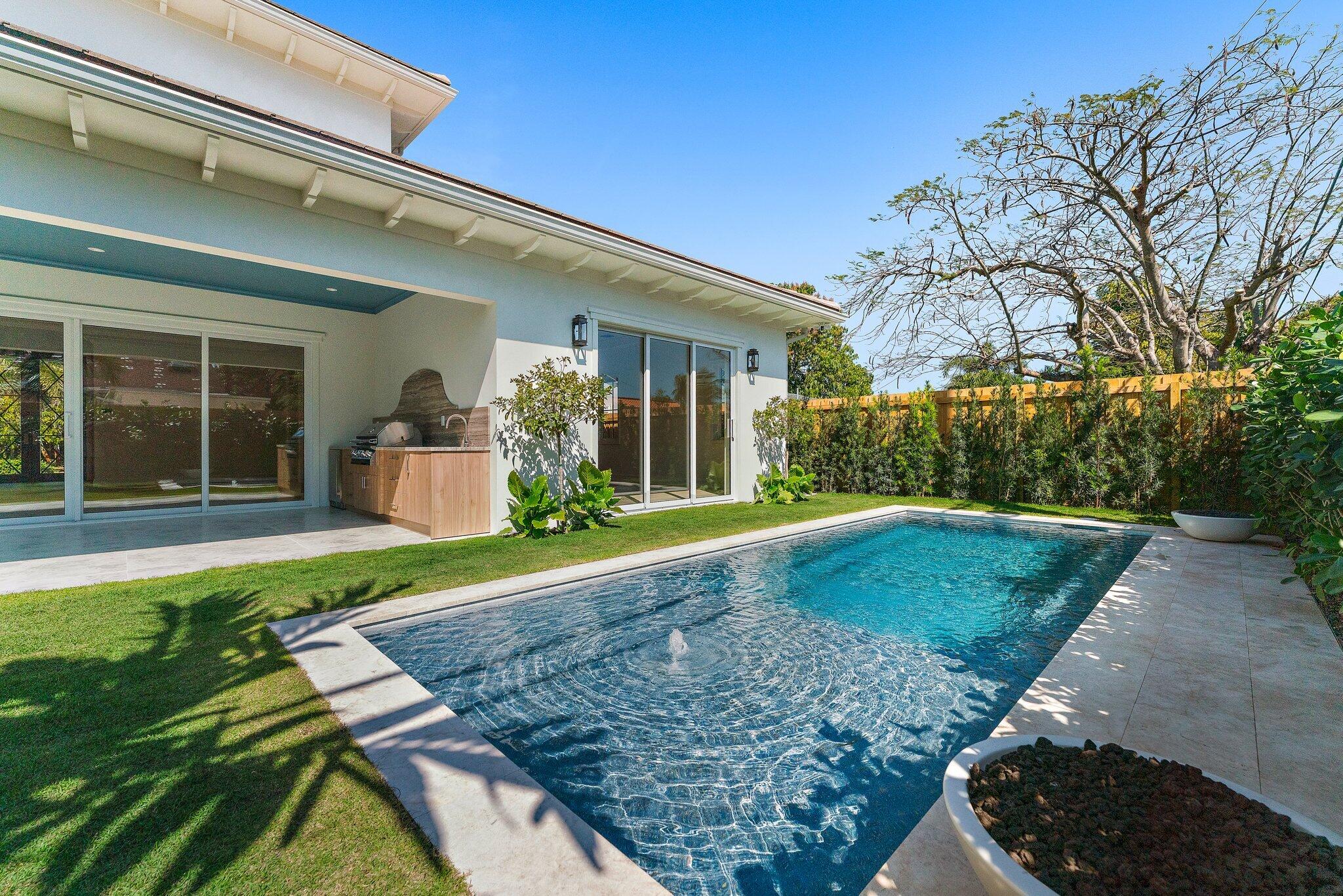 LITTLE RANCHES - Residential